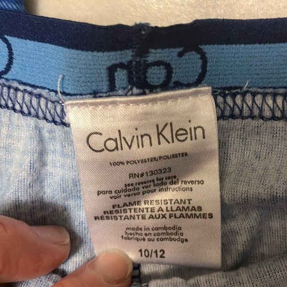 Calvin Klein boys 10/12 lightweight fleece Pajama bottoms elastic waist - Picture 3 of 3